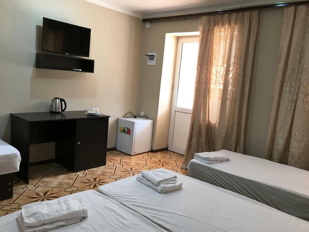Hotel Ainar Gagra Exteriér fotografie